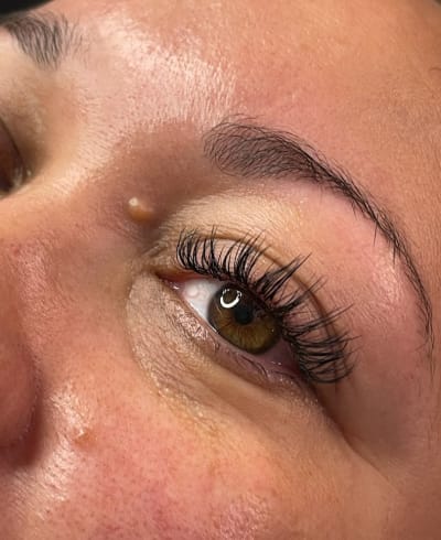 Flawless Lashes & Spray Tan